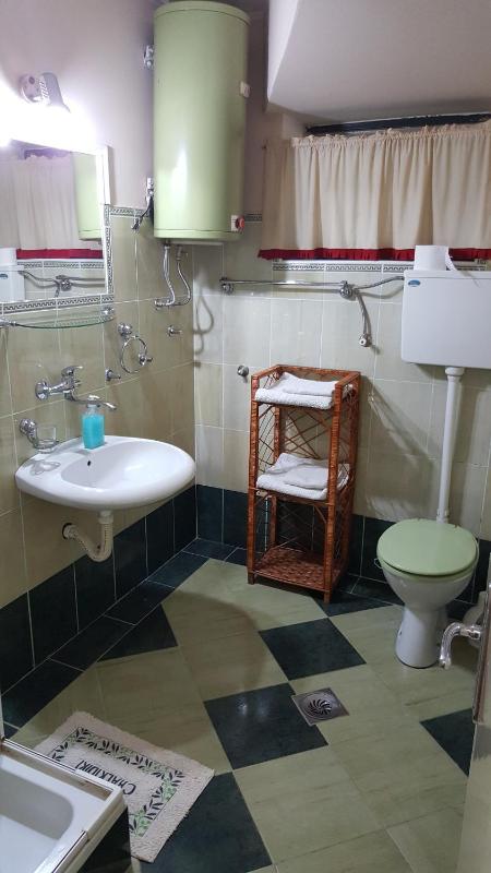 Double Room with Private Bathroom image 2