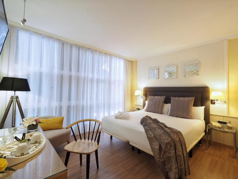 Vilana Hotel Boutique - image 1