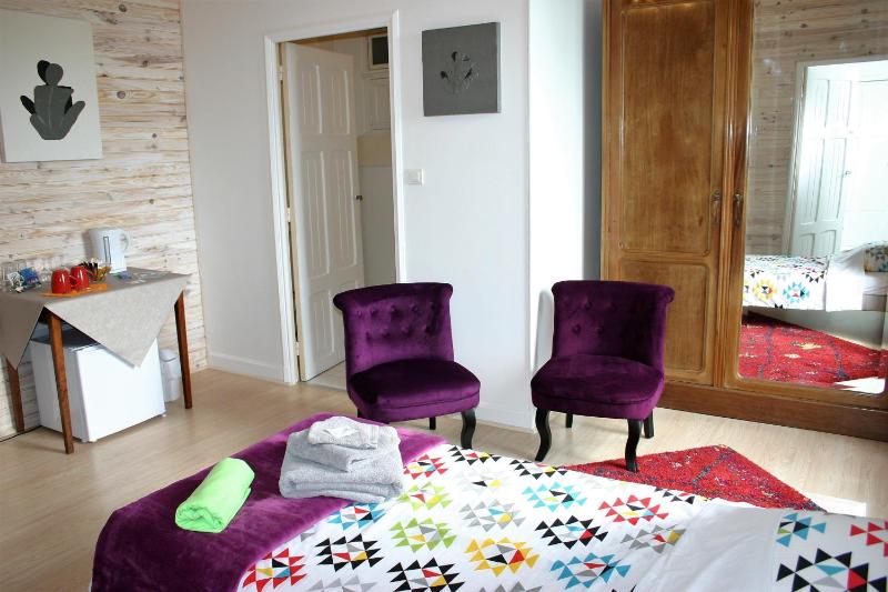 Twin Room with Sea View image 2