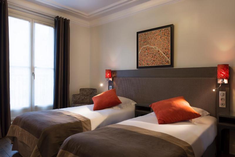 Chambre Supérieure Twin sur cour image 4