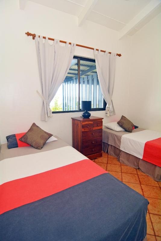 Pacific Lagoon Apartments - image 14