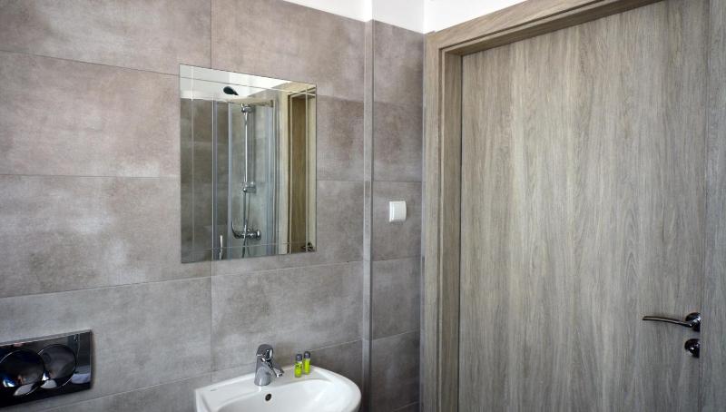 Double Room image 2