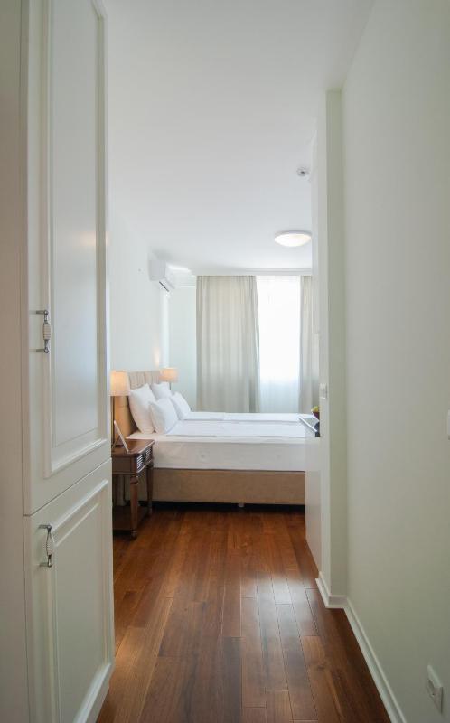 Studio Apartment image 3