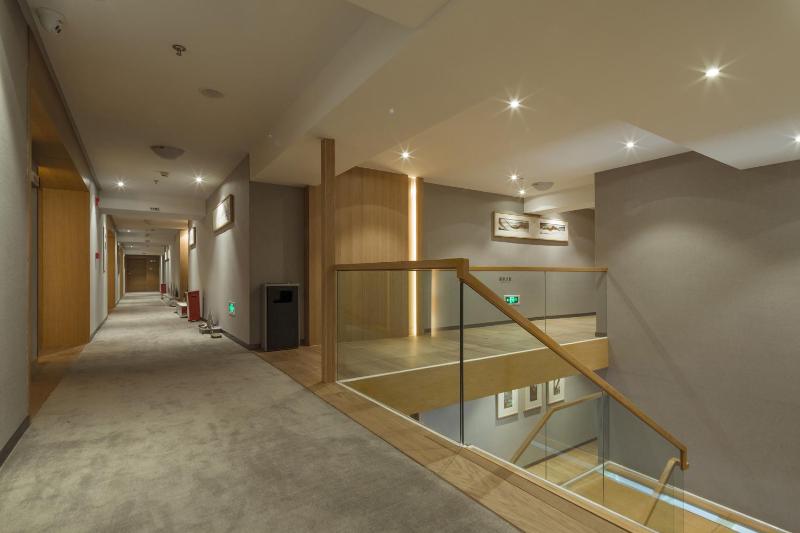 白云亲舍酒店 重庆大石坝地铁站店 - image 22