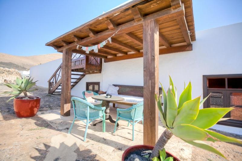 One-Bedroom Cottage with Terrace (3 Adults) - La Troja image 2