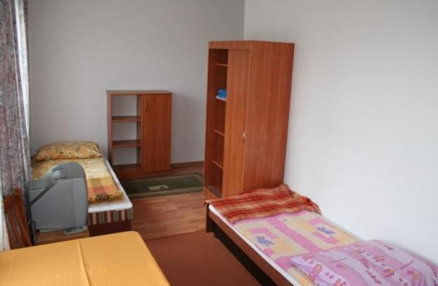 Triple Room image 3