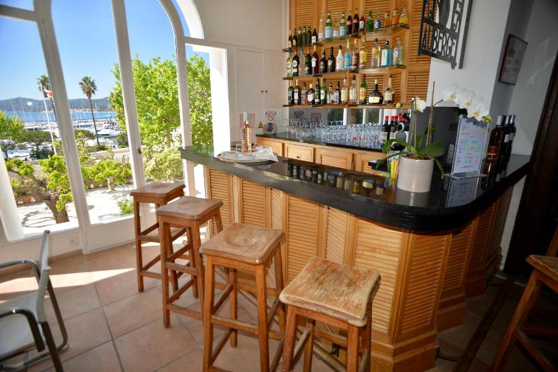 Auberge De La Calanque - image 30