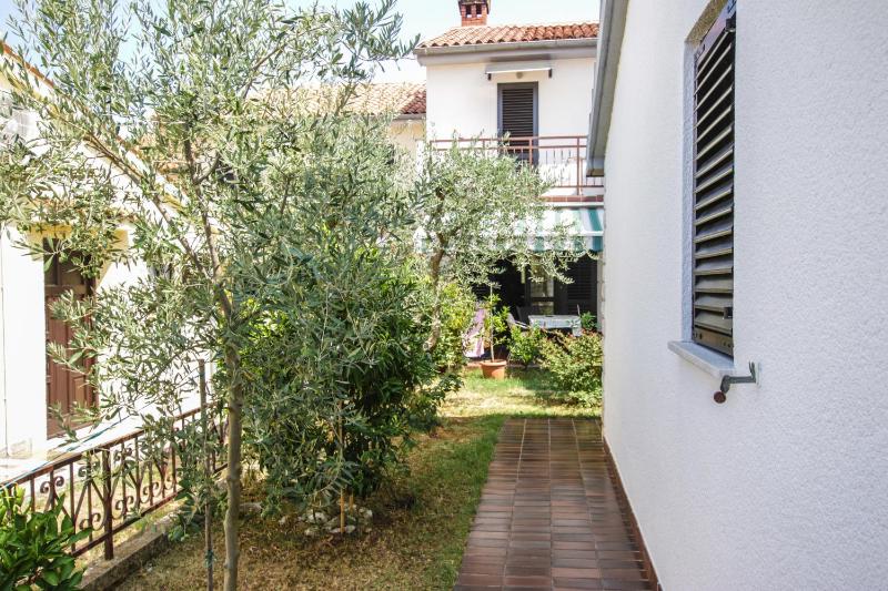 Apartment - Ground Floor image 4