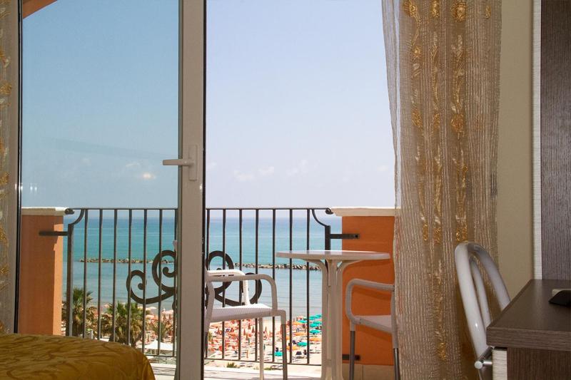 Hotel Cristall - image 19