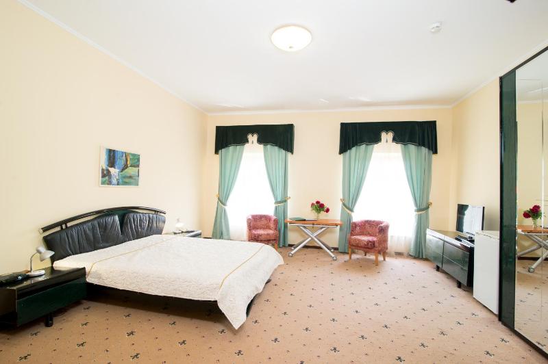 Superior Single Room with Treatment image 2