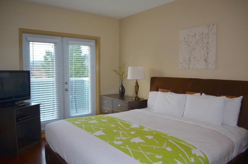 Sunset Resorts Canmore and Spa - image 43
