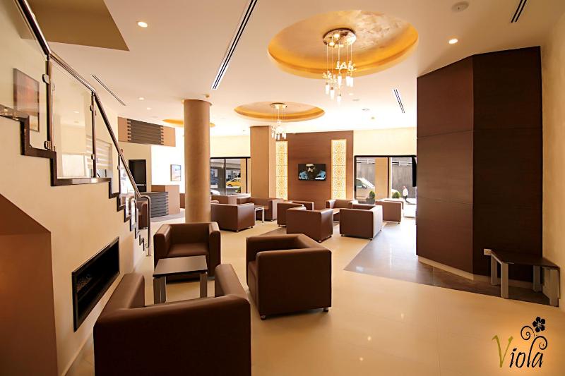 Viola Hotel Suites - image 15