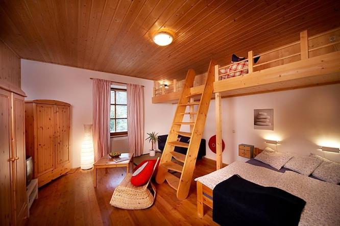 Apartment image 3
