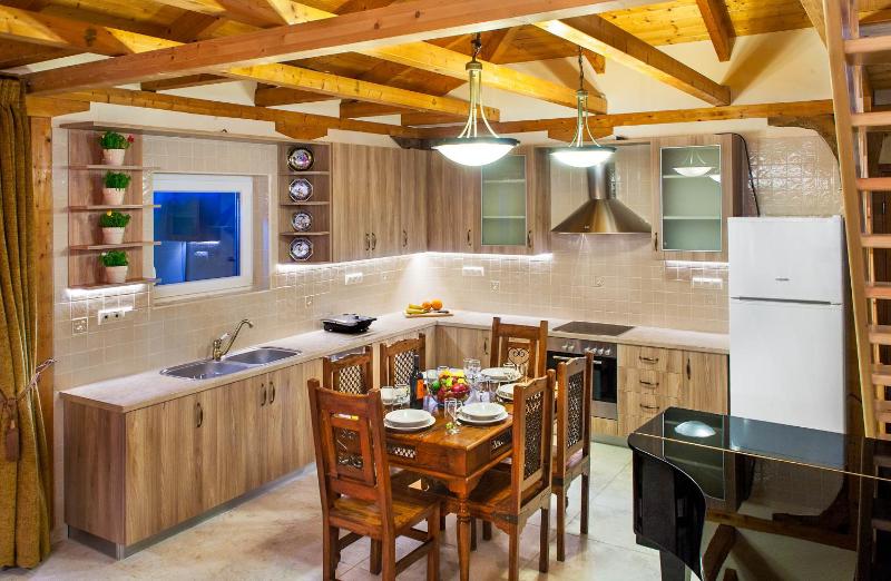Penthouse Suite image 2