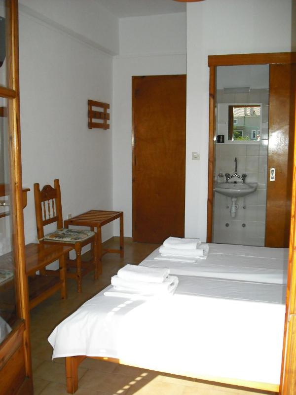 Anastasis Rental Rooms - image 33