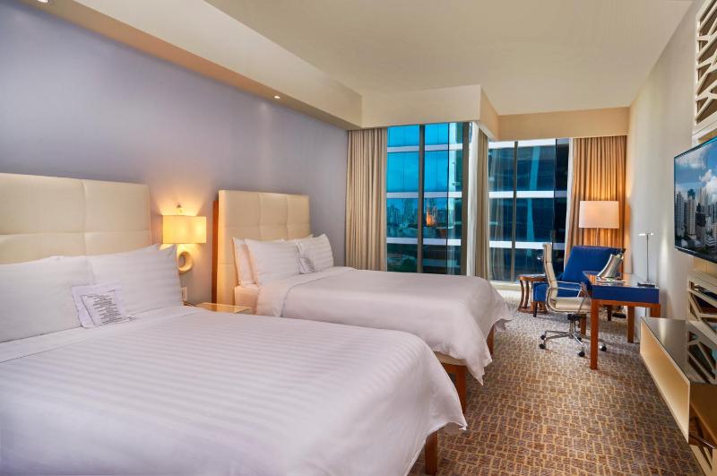 Global Hotel Panama - image 12