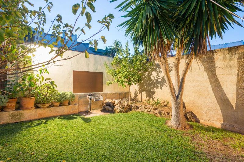 Four-Bedroom Villa image 1