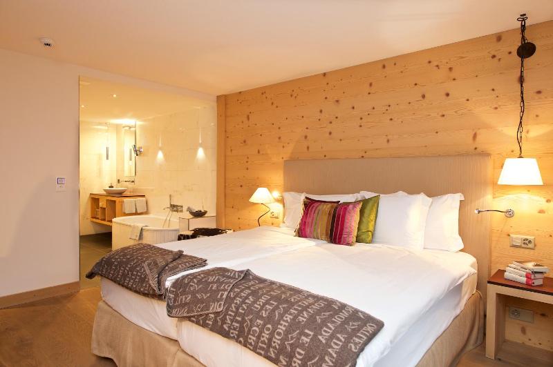 Chalet Double Room image 1