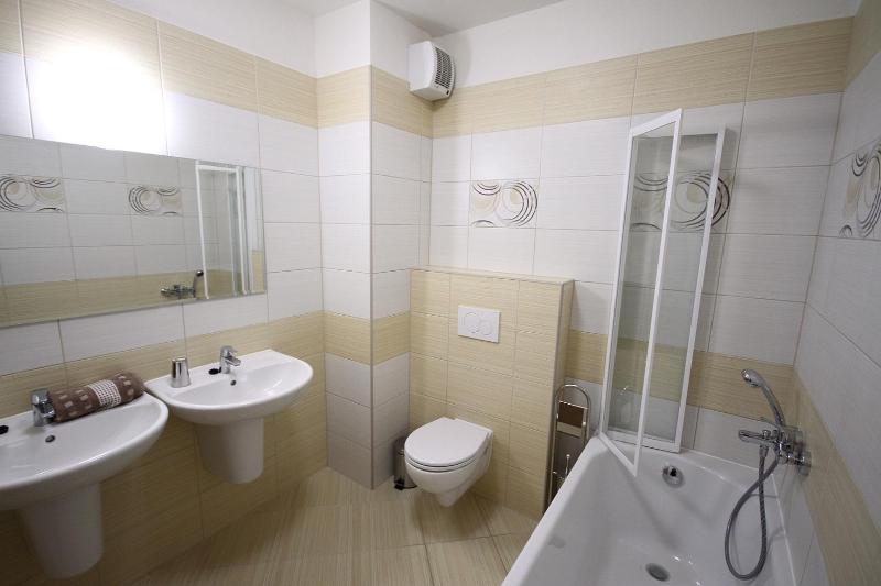 Superior Apartment with Balcony image 3