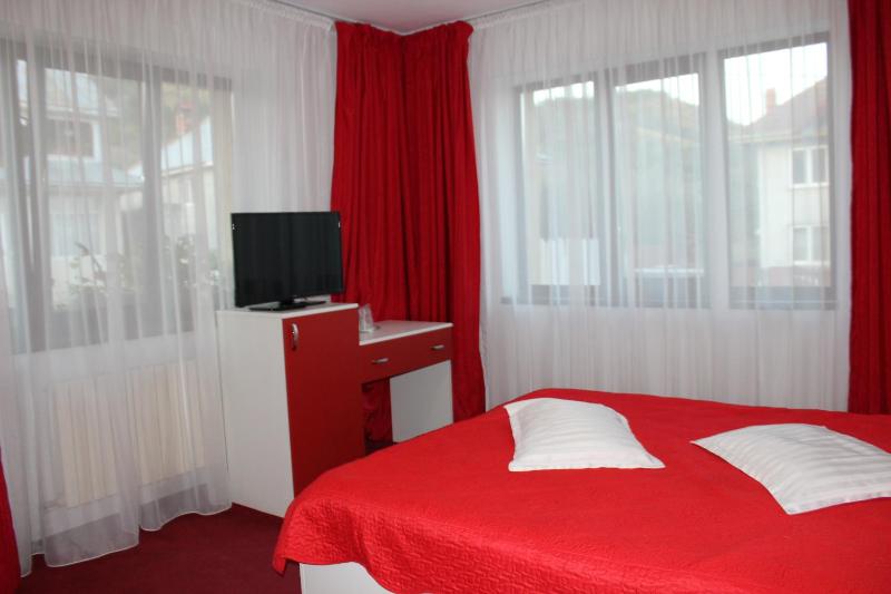 Standard Double Room image 1