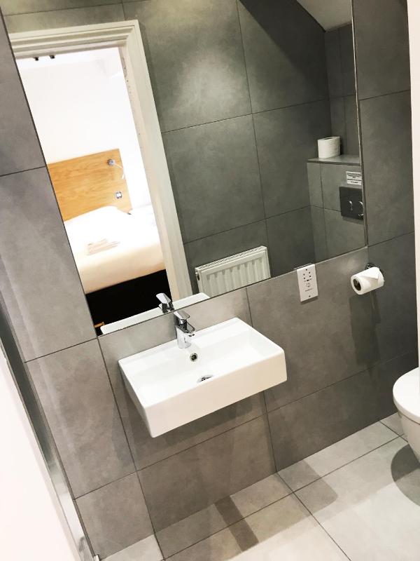 Superior Double or Twin Room image 2