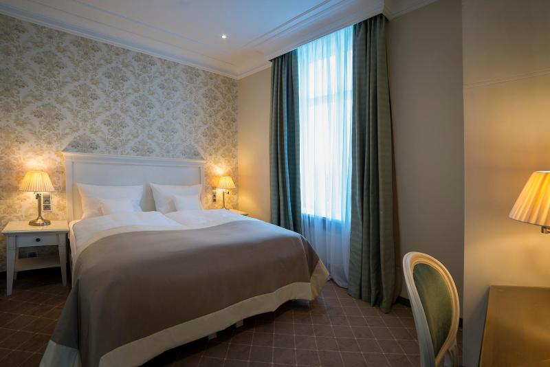 Suite image 2