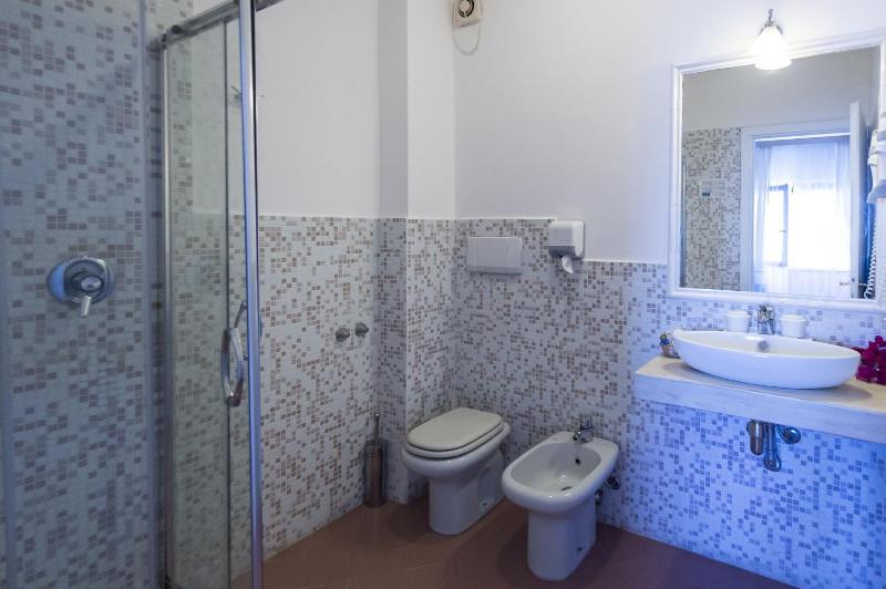 Junior Suite image 4