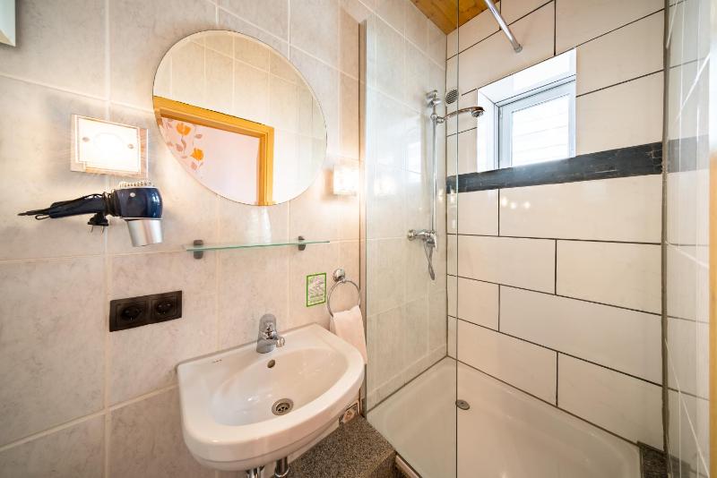Single Room image 1