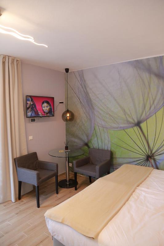 Apartment with Terrace image 3