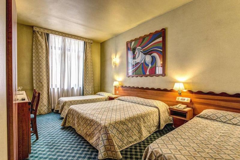 Quadruple Room image 1
