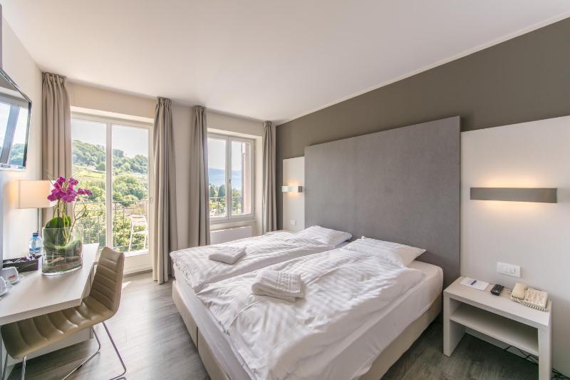 Double Room with Balcony & Partial Lake View image 1