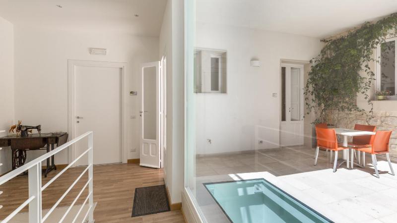 Double Room with Terrace image 3