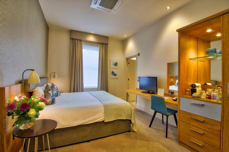 The Orchid Hotel - image 36