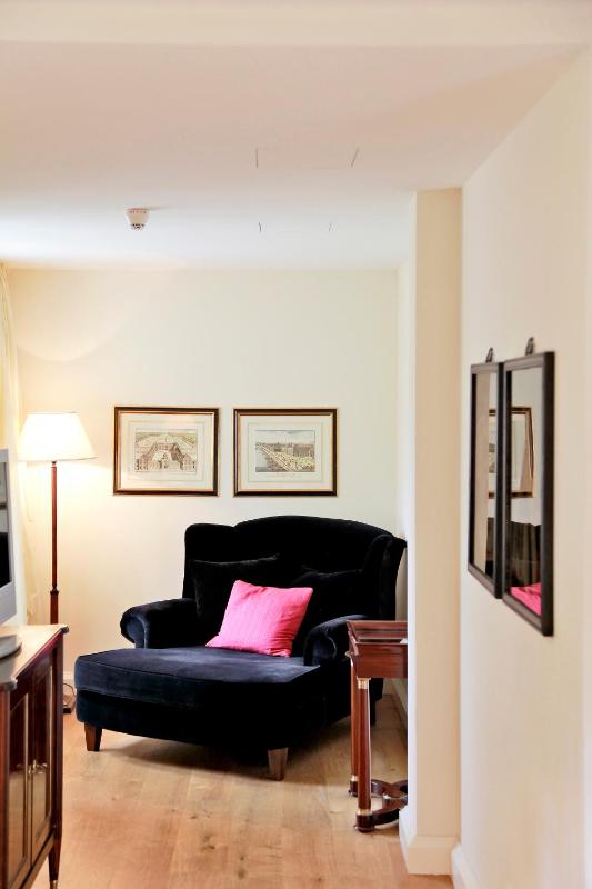 Suite image 3