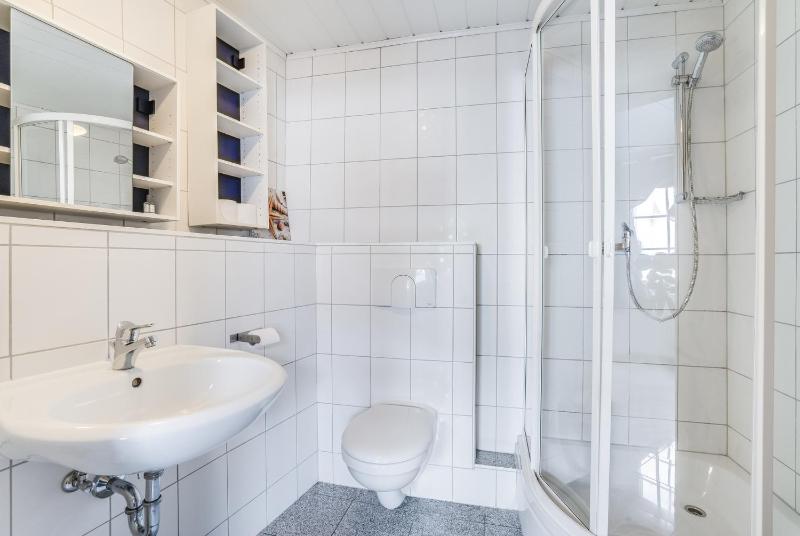 Single Room image 2