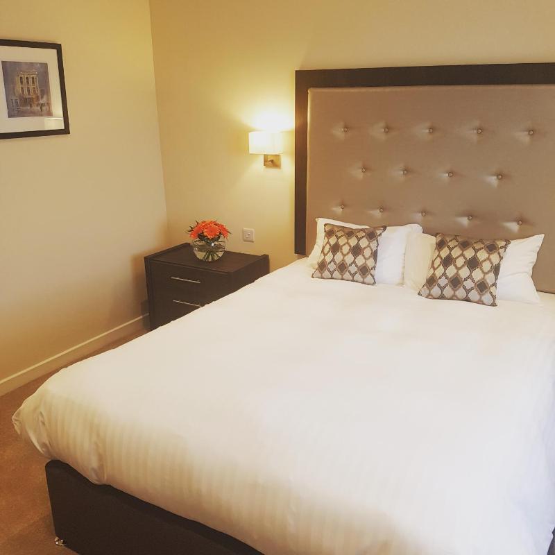 Double Room image 1