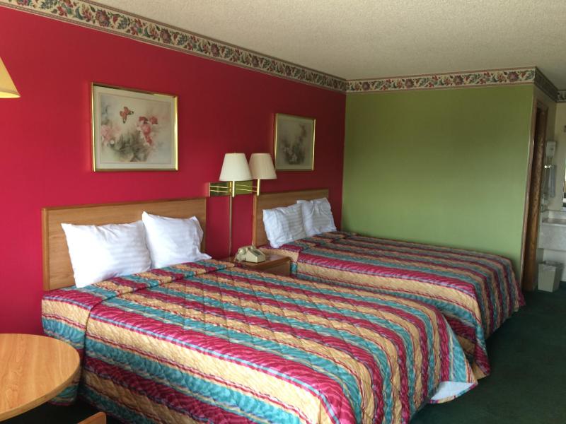 Double Room with Two Double Beds - Non-Smoking image 4
