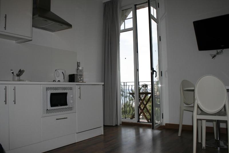 One-Bedroom Apartment with Side Sea View image 2