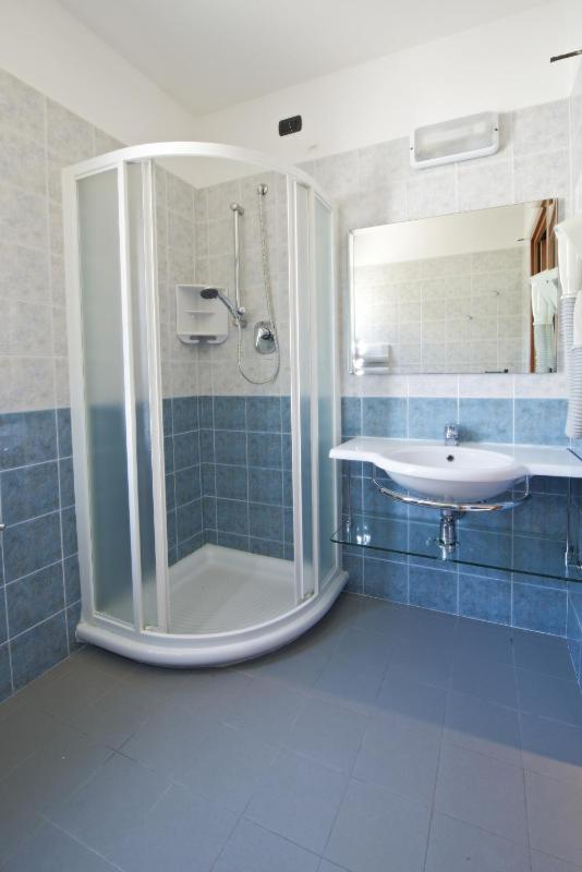 Triple Room image 4