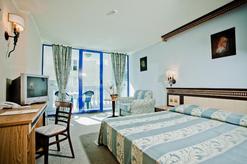 Double Room Arcadia with Park View image 1