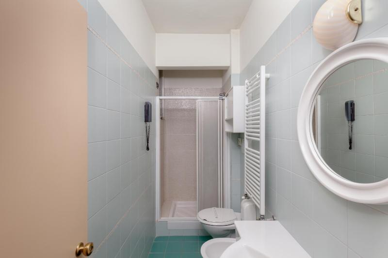 Double or Twin Room image 3