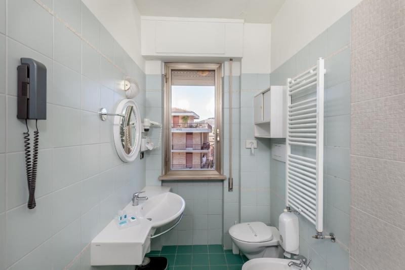 Hotel Tevere Perugia - image 17
