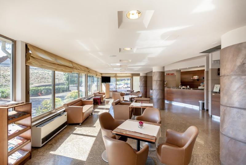 Hotel Tevere Perugia - image 11