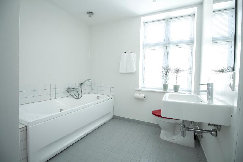 Double or Twin Room image 2