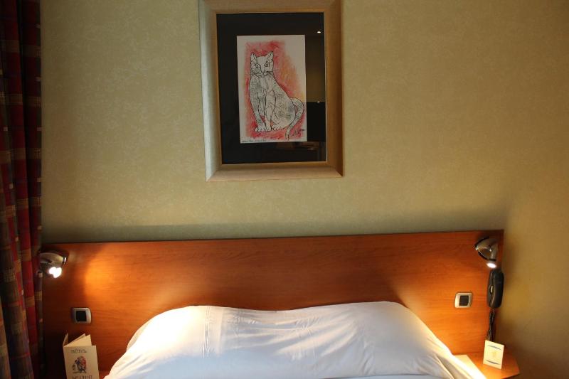 Double Room image 1