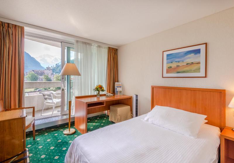 Standard Single Room image 2