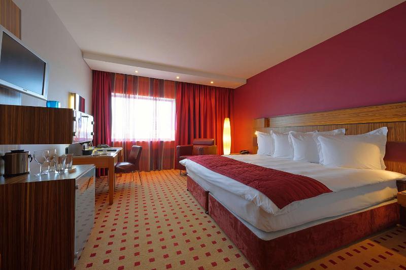 Standard Room image 3