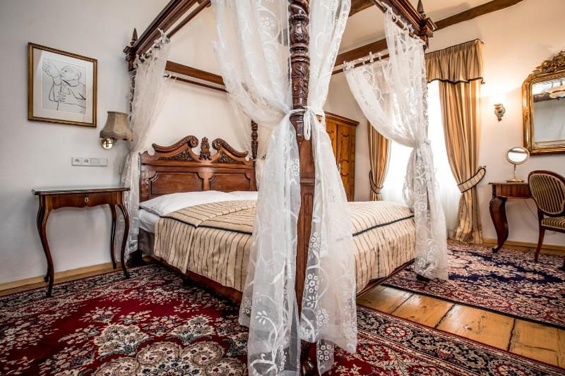 Superior Double Room image 4