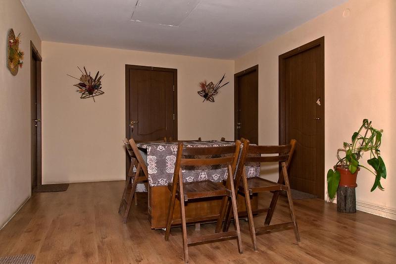 Twin Room image 1