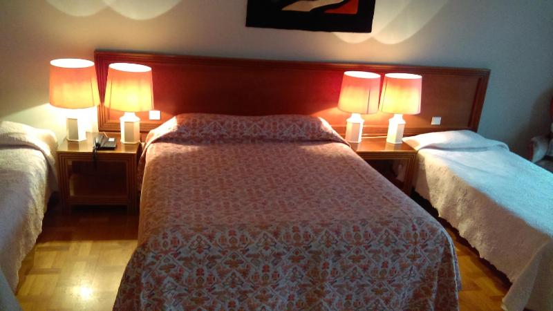 Quadruple Room image 2